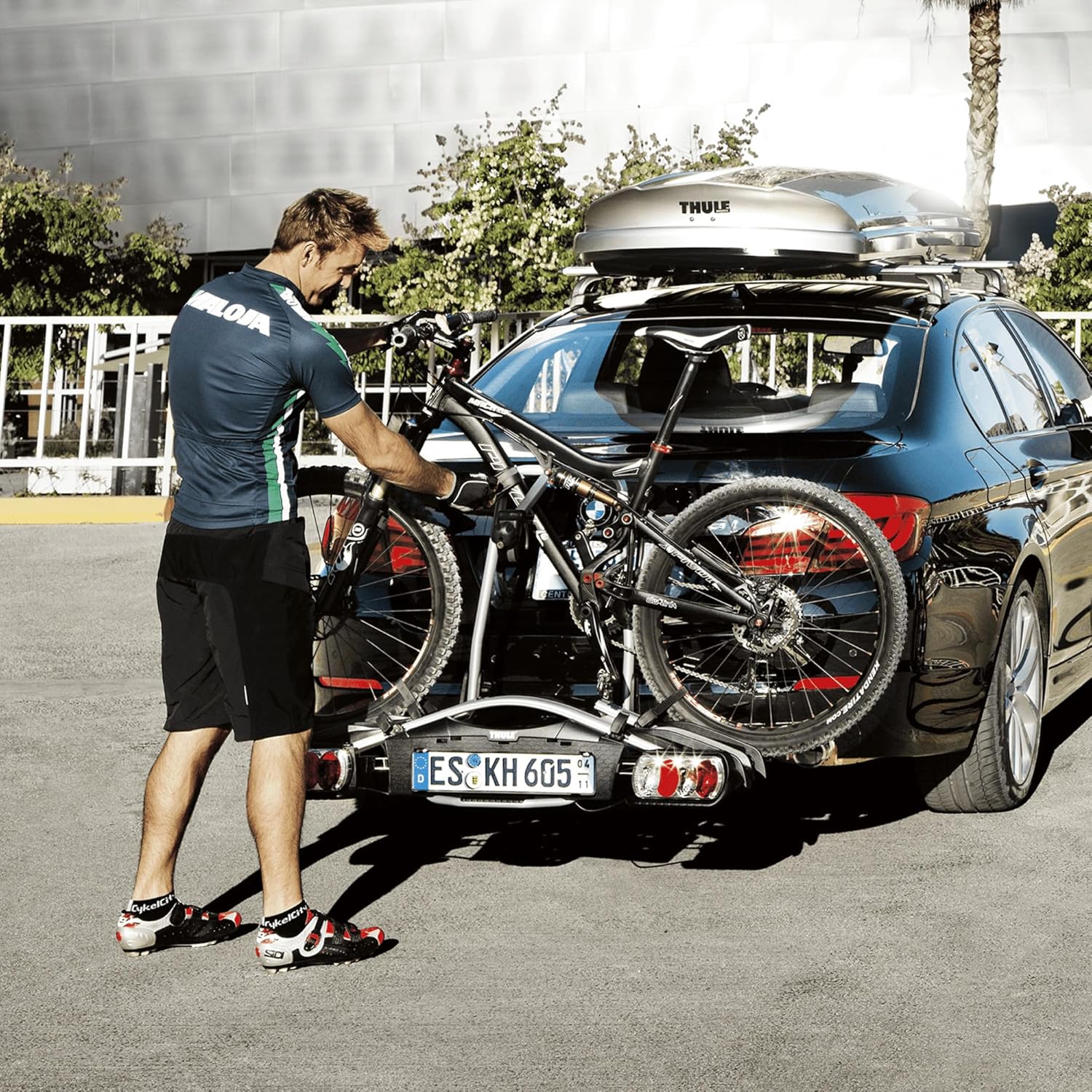 Thule bike carrier